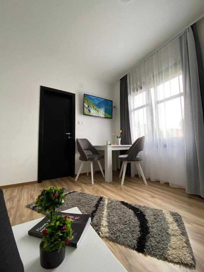 Restoran,,Vuk,, Trsic Bed & Breakfast Exterior photo